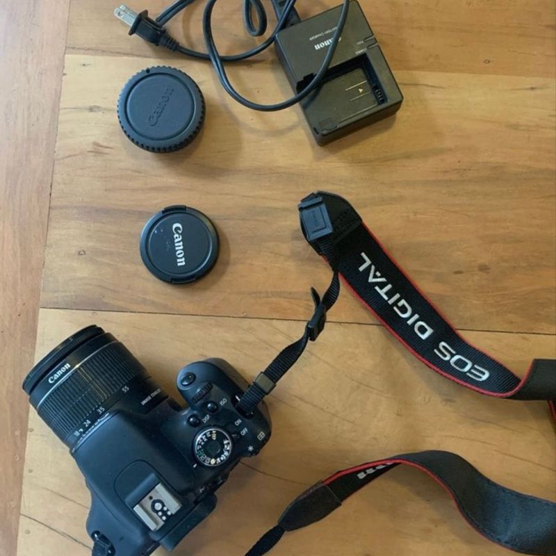 Canon EOS Rebel T3i 本体＋レンズ＋付属品 (動作品) Câmera Canon Eos Rebel T3i C/ Lente 18-200mm 2 Baterias Case