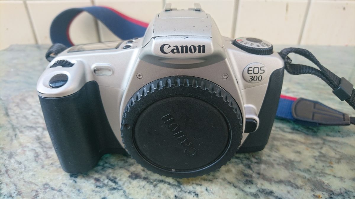 Câmera Fotográfica Analógica Canon Eos 300 | Máquina Fotográfica