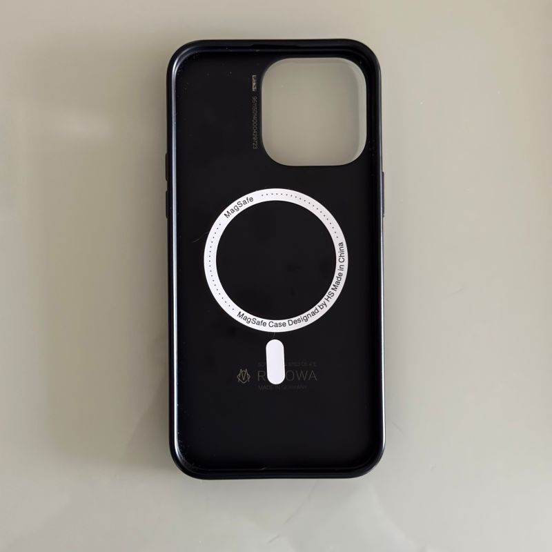 Capa Rimowa Iphone 15 Pro Max Preta com Magsafe Original | Rimowa