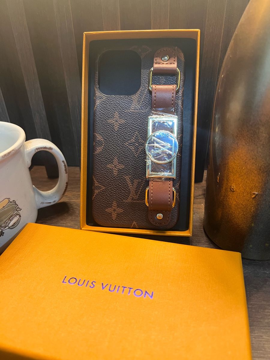 Capinha de Celular Iphone 13 Pro Max Louis Vuitton | Louis Vuitton