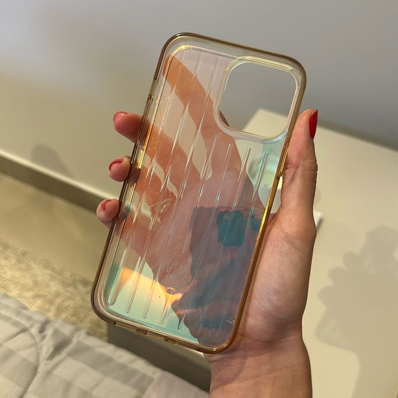 プレミアム iPhoneケース | iPhone向けのテックアクセサリー