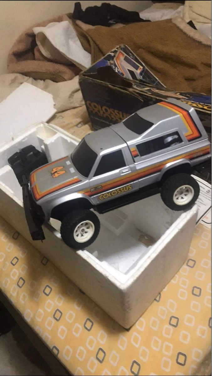 Carrinho de Controle Remoto Pegasus Estrela | Produto Vintage e Retro