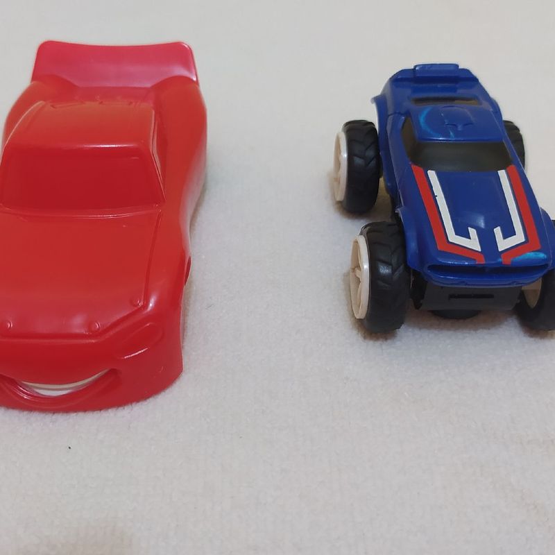 Coleção 100 Carrinhos Usados - Hot Wheels, Carros, Mcqueen, Blaze,  Playmobil, Brinquedo para Bebês Mattel Usado 88670449