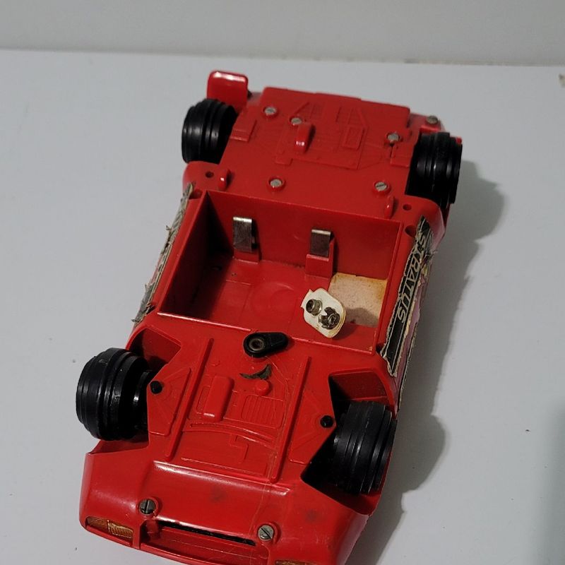 Brinquedo- Carro de controle remoto- Stratus da fábrica