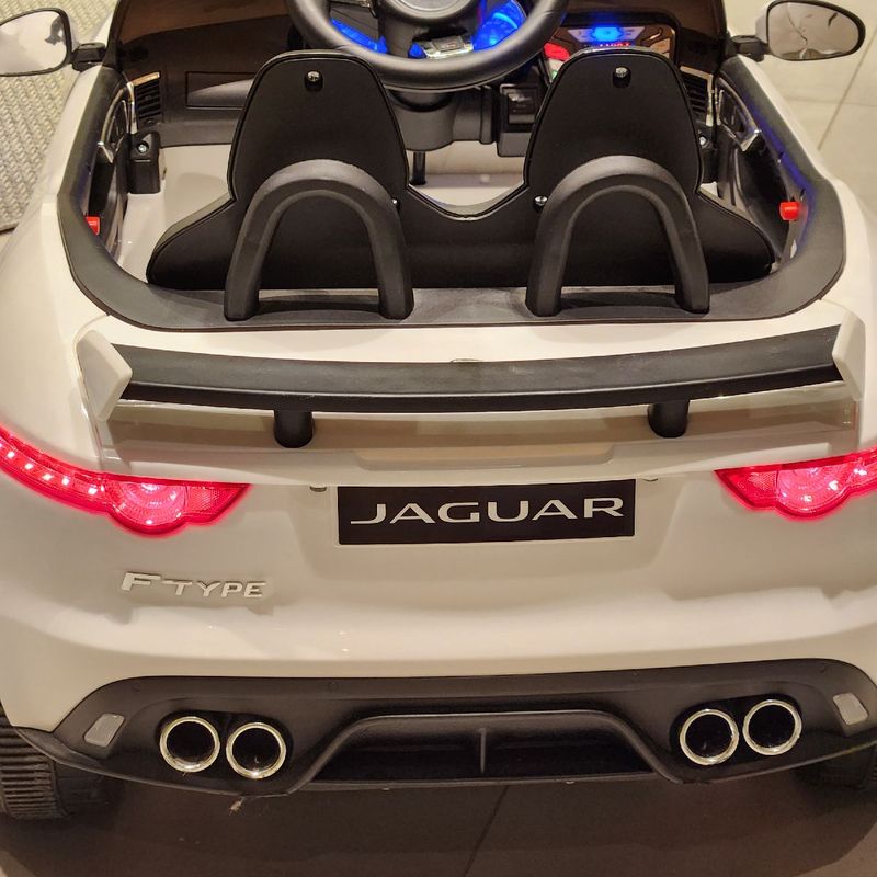 Carrinho Eletrico Bandeirante Jaguar 12V com Controle Remoto