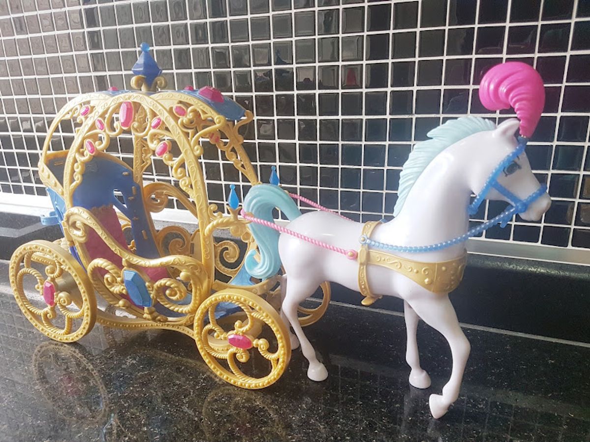 Carruagem Cinderela Original | Brinquedo Mattel Usado 84068467 | enjoei