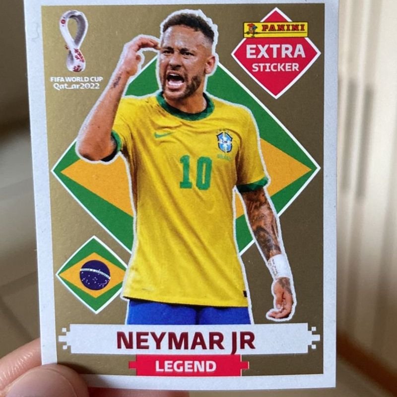 Rio-pretense consegue card ouro de Neymar, figurinha que é