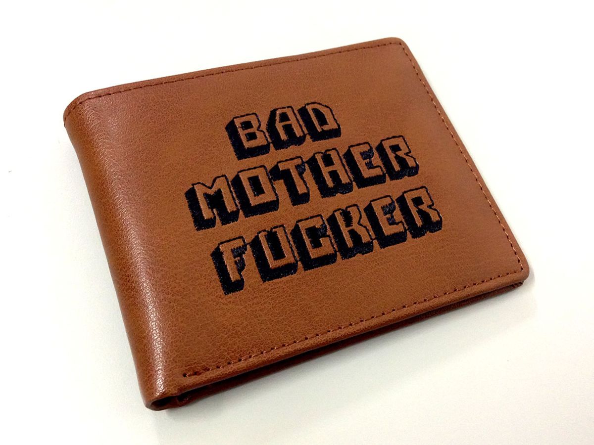 Portefeuille Pulp Fiction 'Bad Mother Fucker' - Cuir Marron Brodé