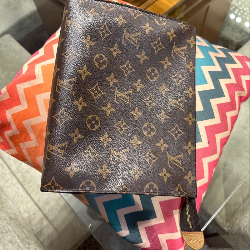 Carteira Louis Vuitton em segunda mão durante 199 EUR em Albacete na  WALLAPOP