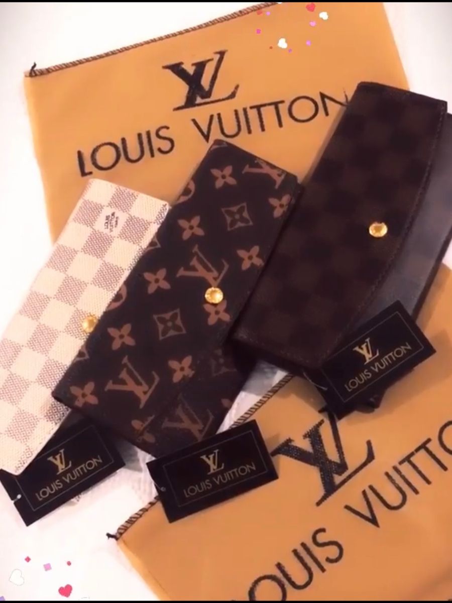 Preços baixos em CARTEIRAS femininas Louis Vuitton