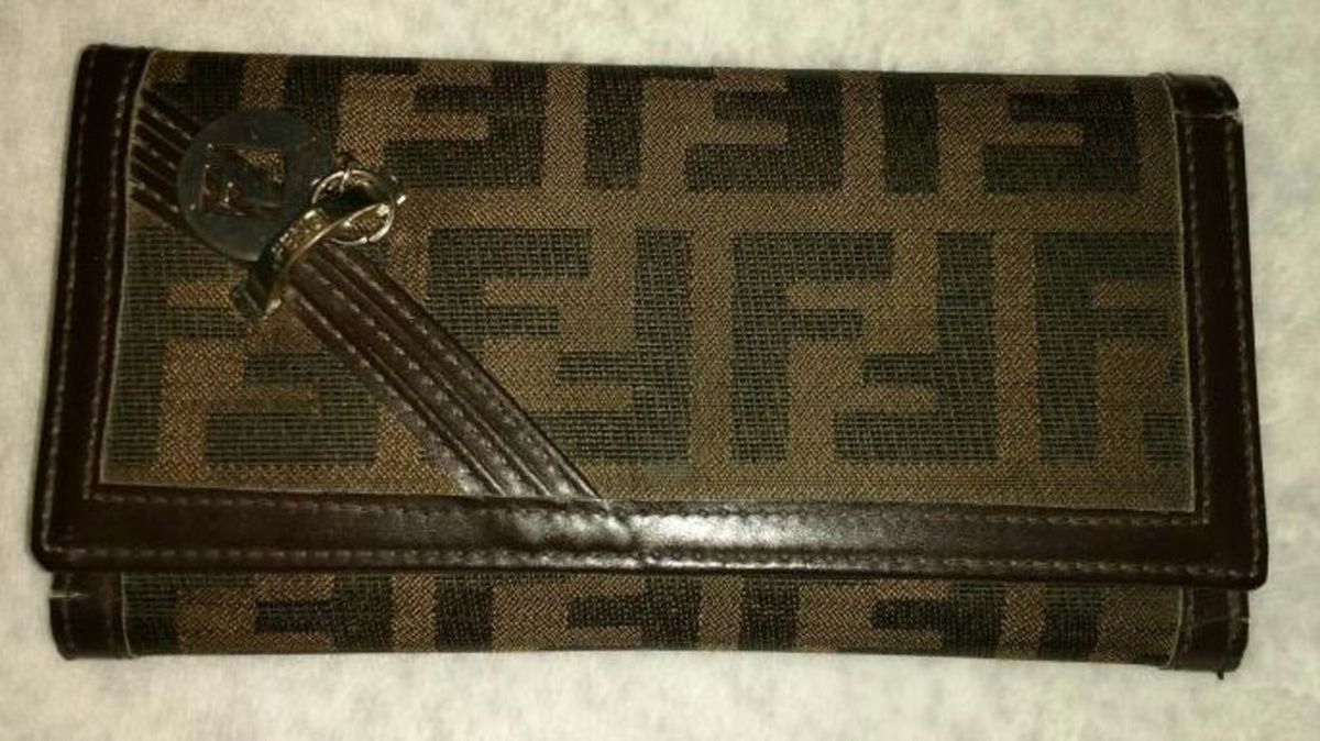 carteira fendi - carteiras fendi