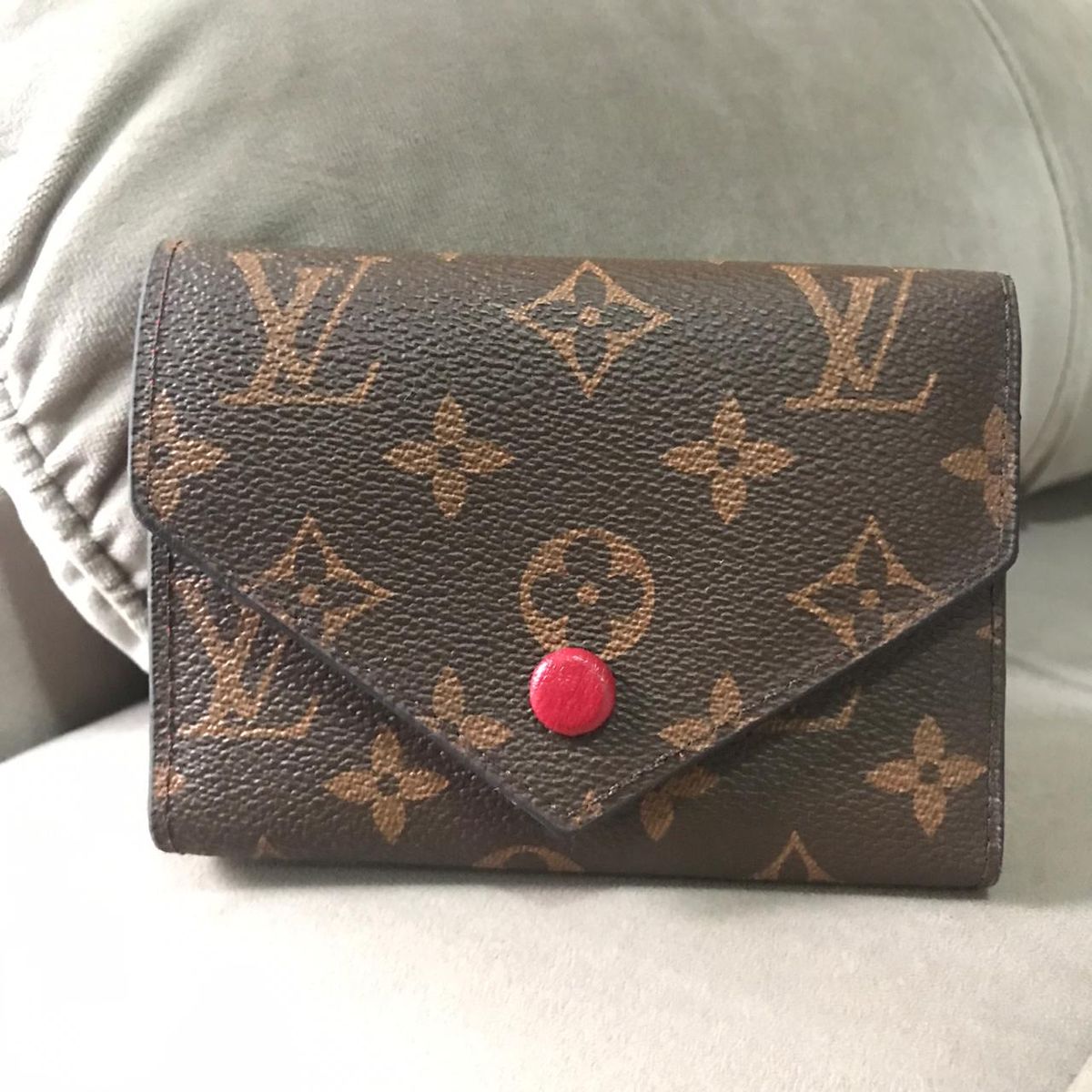 Carteira Louis Vuitton Lv Pequena - com Dust Bag | Carteira Feminina