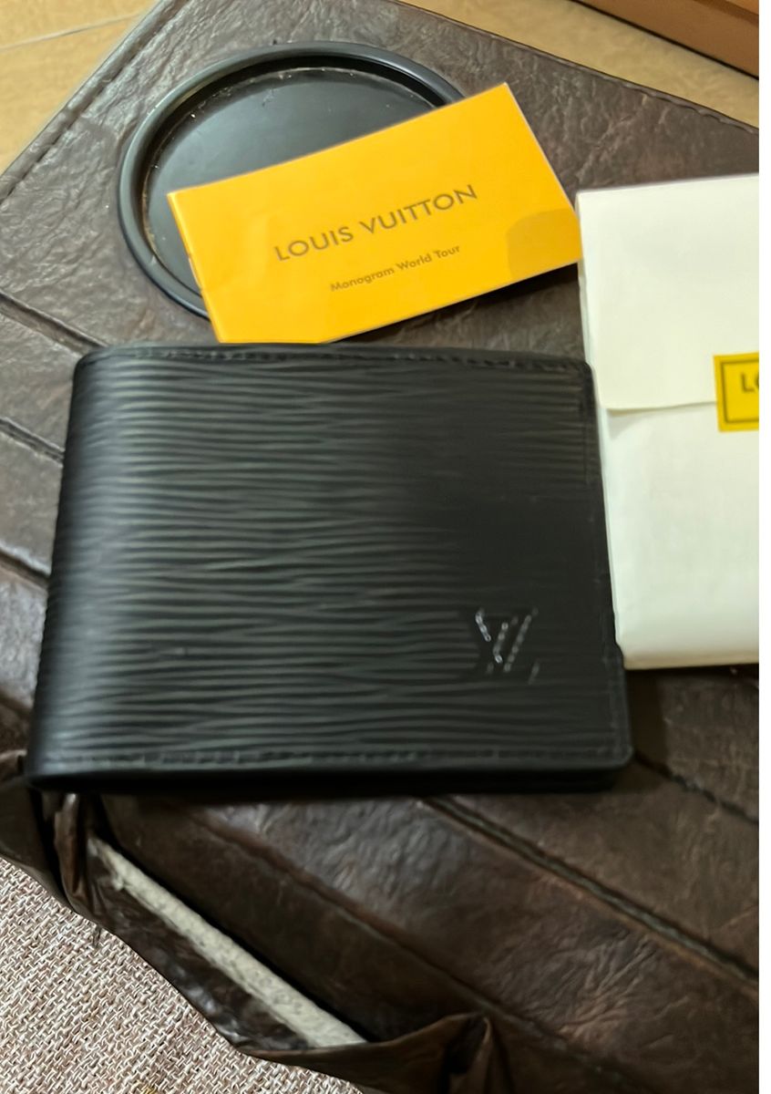 Preços baixos em Cartão de Crédito Louis Vuitton CARTEIRAS para Homens