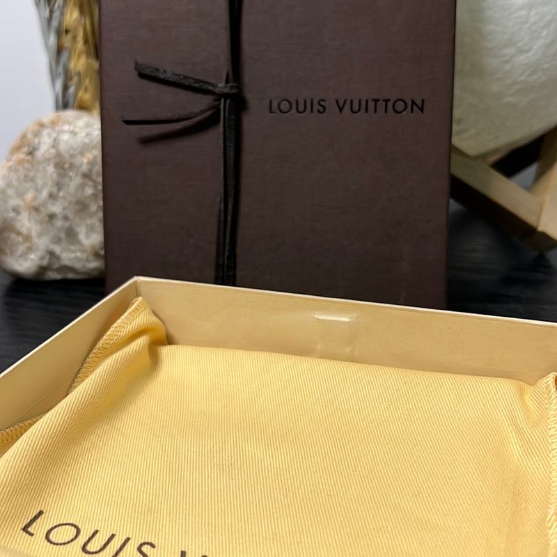 Carteira Masculina Louis Vuitton Couro Tradicional Marrom, Carteira  Masculina Louis Vuitton Nunca Usado 46211288
