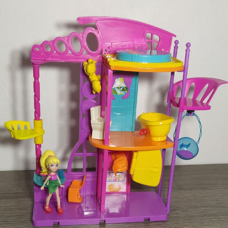 Polly Cola e Descola Sala de Jogos com Acessórios - Mattel