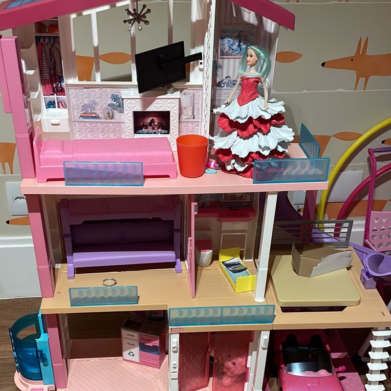 Casa store barbie usada