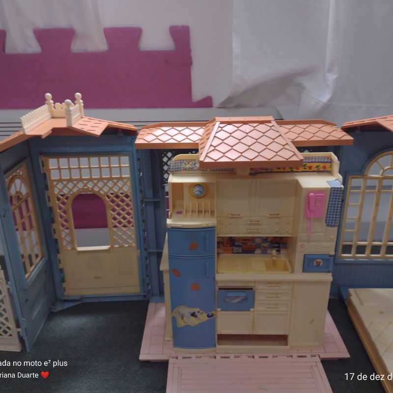 Casa da Barbie Dobrável com Piscina e Elevador | Brinquedo Barbie Usado  89639063 | enjoei