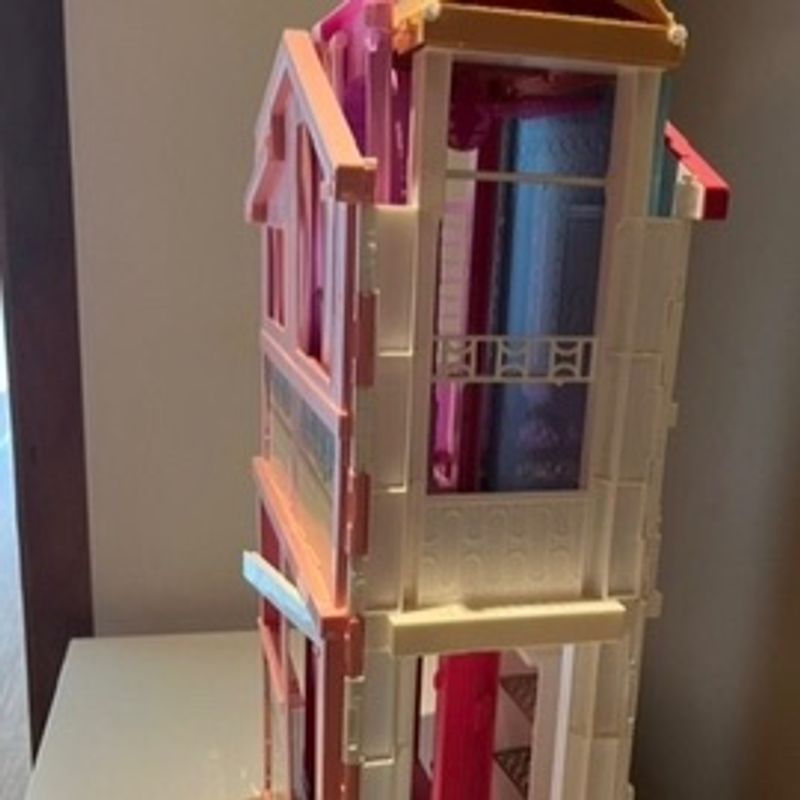 Casa da Barbie com Elevador e Piscina, Brinquedo Barbie Usado 86038126