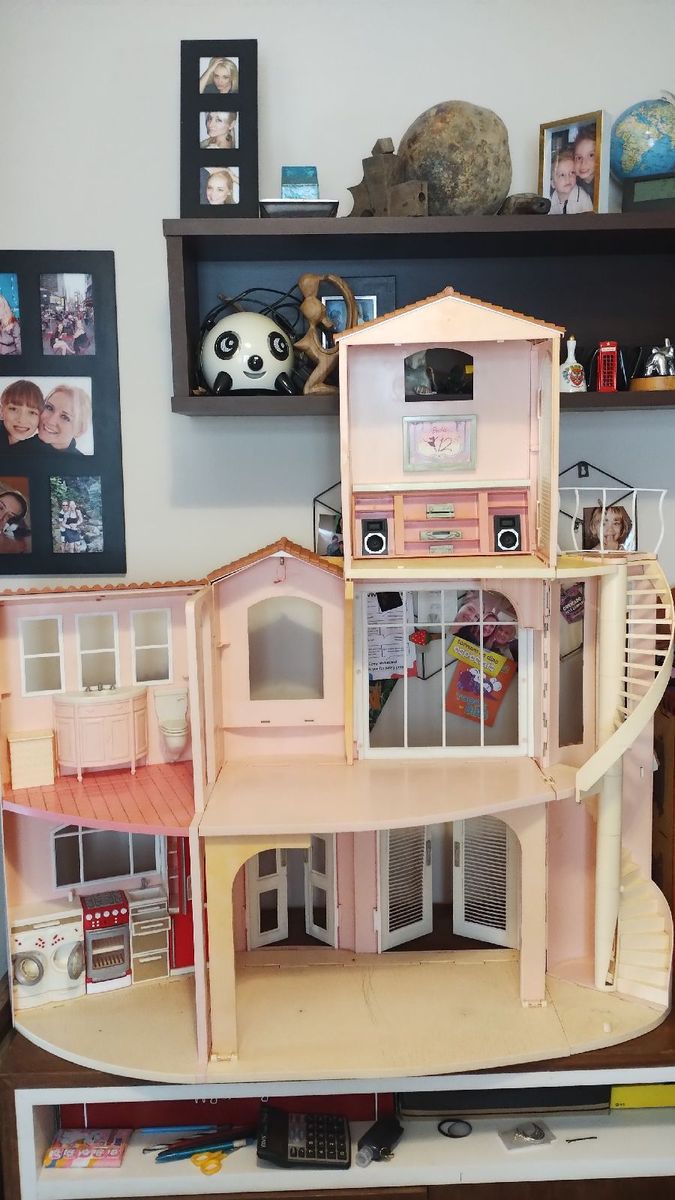 Barbie Dream House 2006