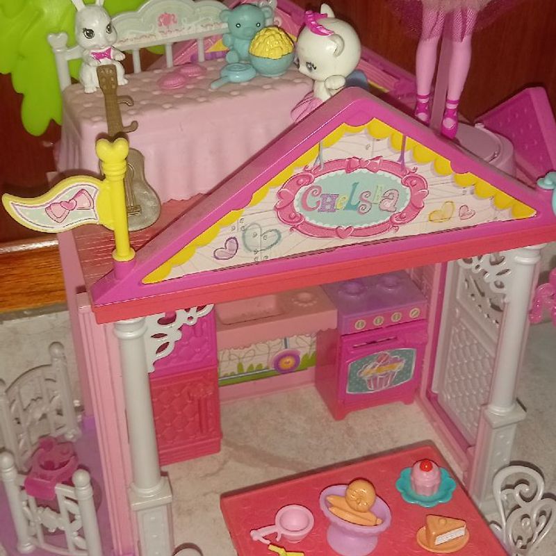 Barbie store chelsea clubhouse