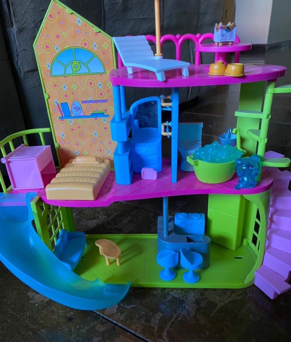 Amazon.com: Polly Pocket Pollyville Mighty School with 2 Micro Dolls, 3  Floors, 12 Accessories : Toys & Games