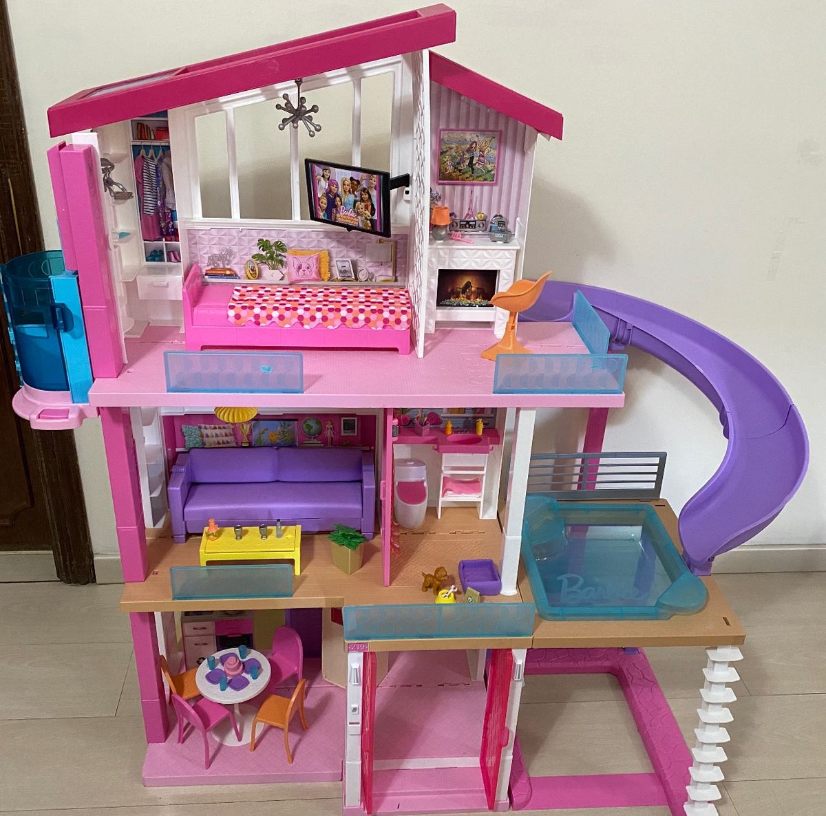 Casa de barbie online usada