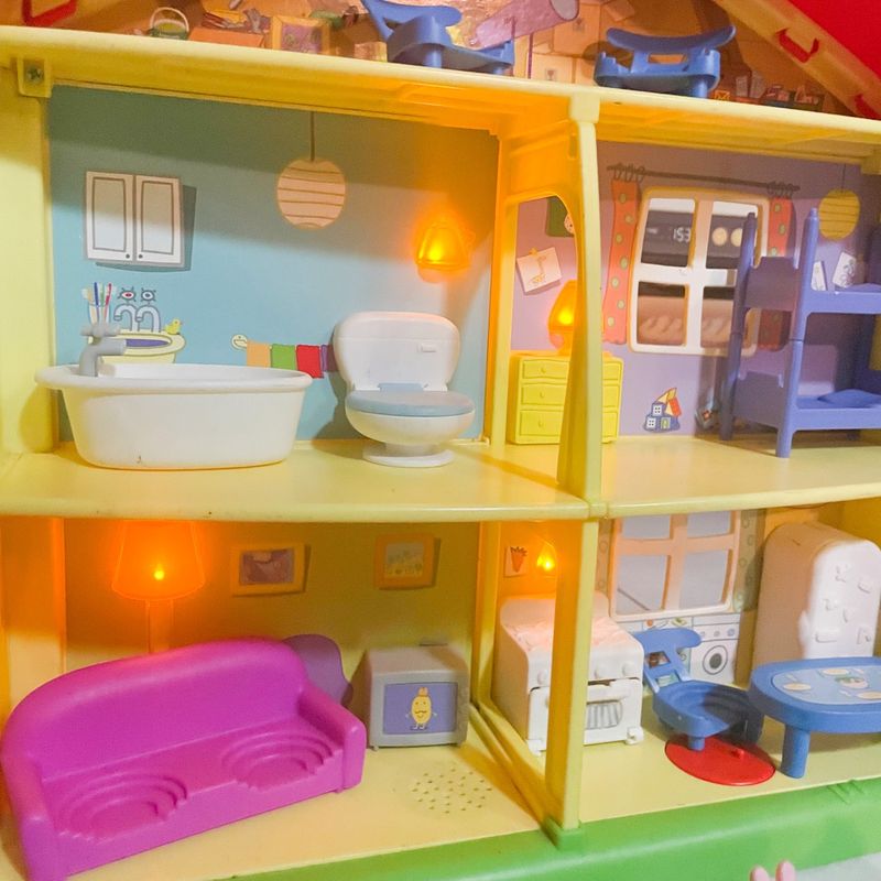 Casa da Peppa com Figuras - Diversão Noite e Dia - Com Som e Luz - Hasbro -  superlegalbrinquedos