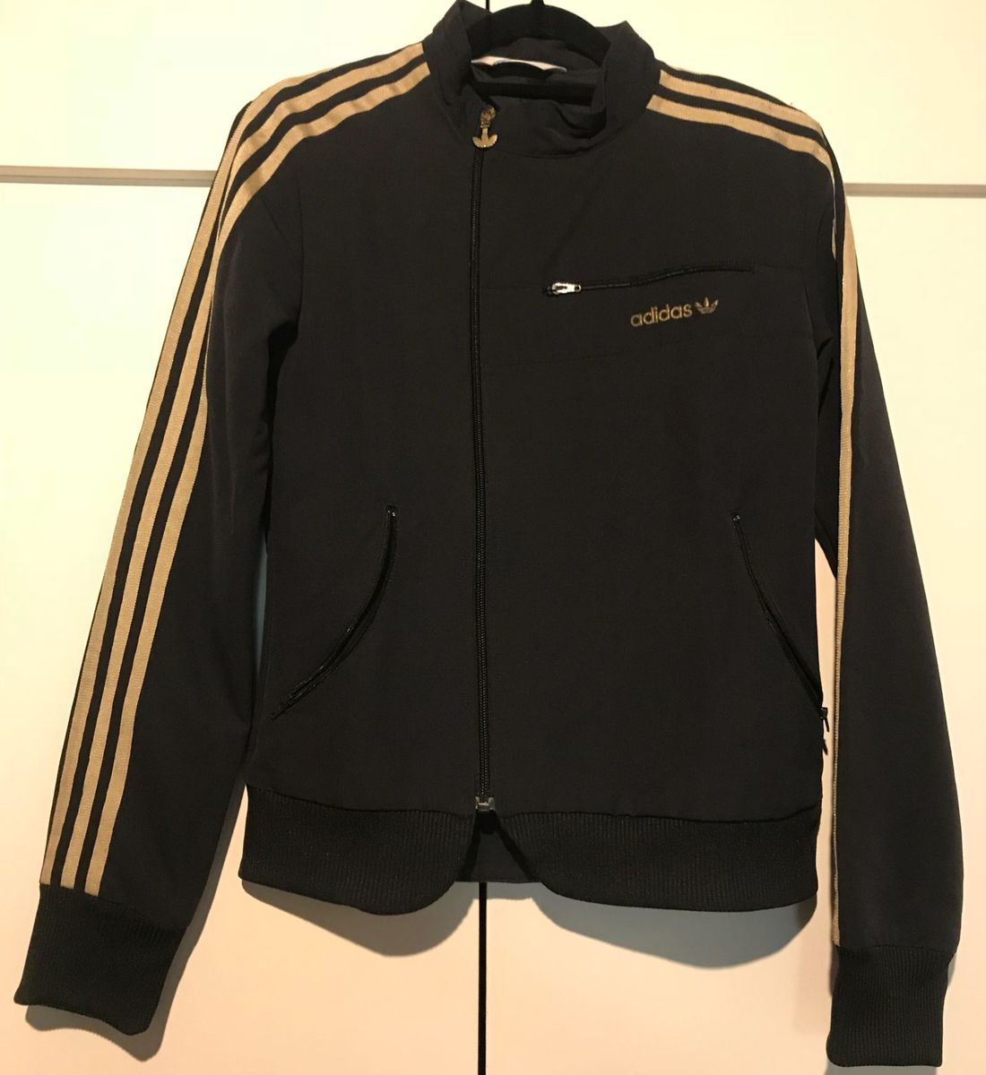 jaqueta adidas feminina preta