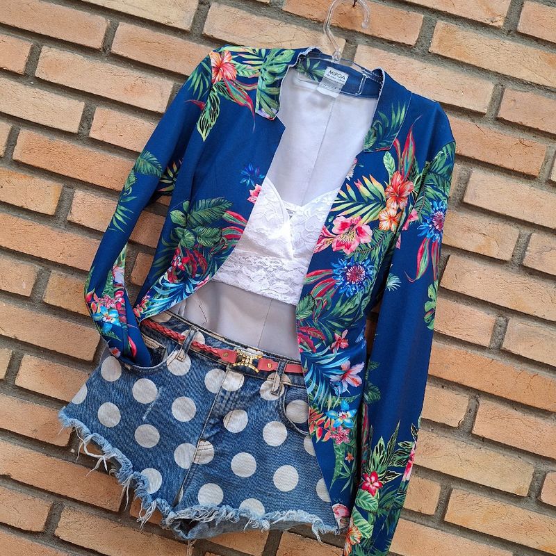 Casaco Blazer Sobrepor em Neoprene Floral Casaco Blazer Feminino