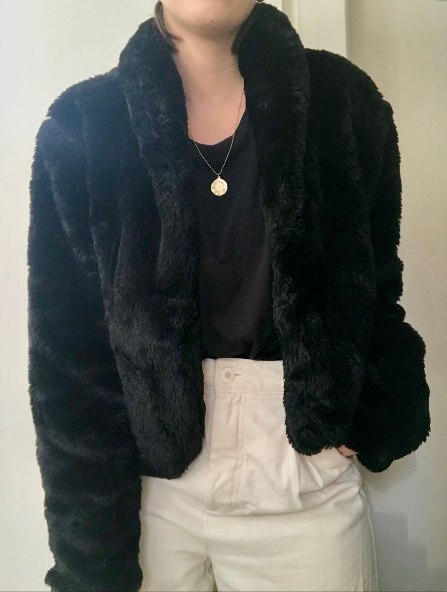 casaco de pele curto