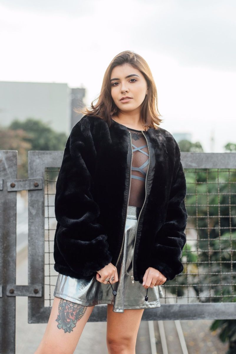 casaco de pele fake - blusas sem marca