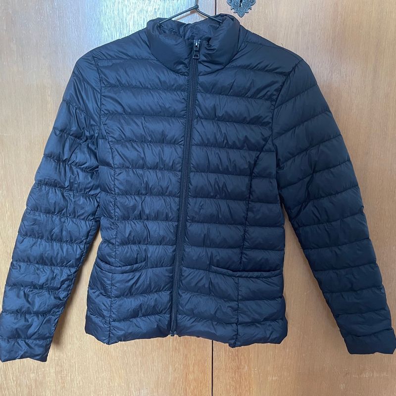 Casaco/Jaqueta H&Amp;M 34 Ultralight com Saquinho H&M Usado