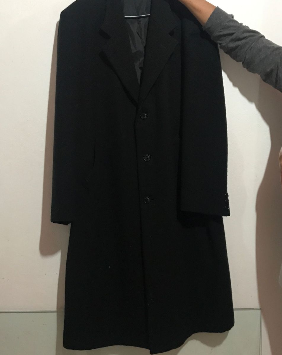 casaco de lã batido preto