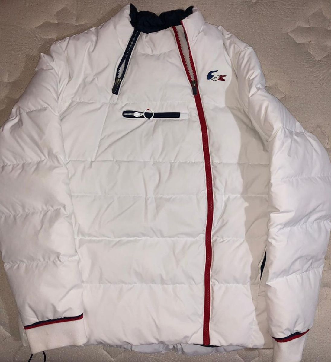 casaco acolchoado lacoste