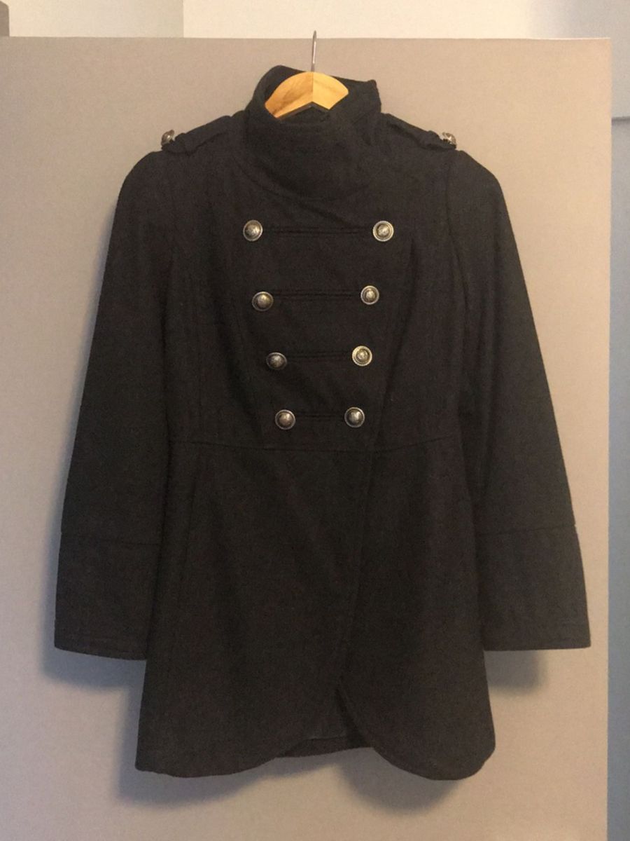 casaco militar preto