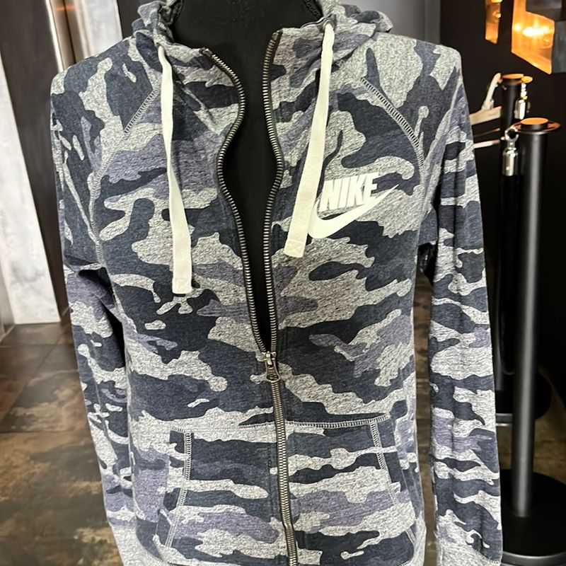 Nike store camuflado feminino