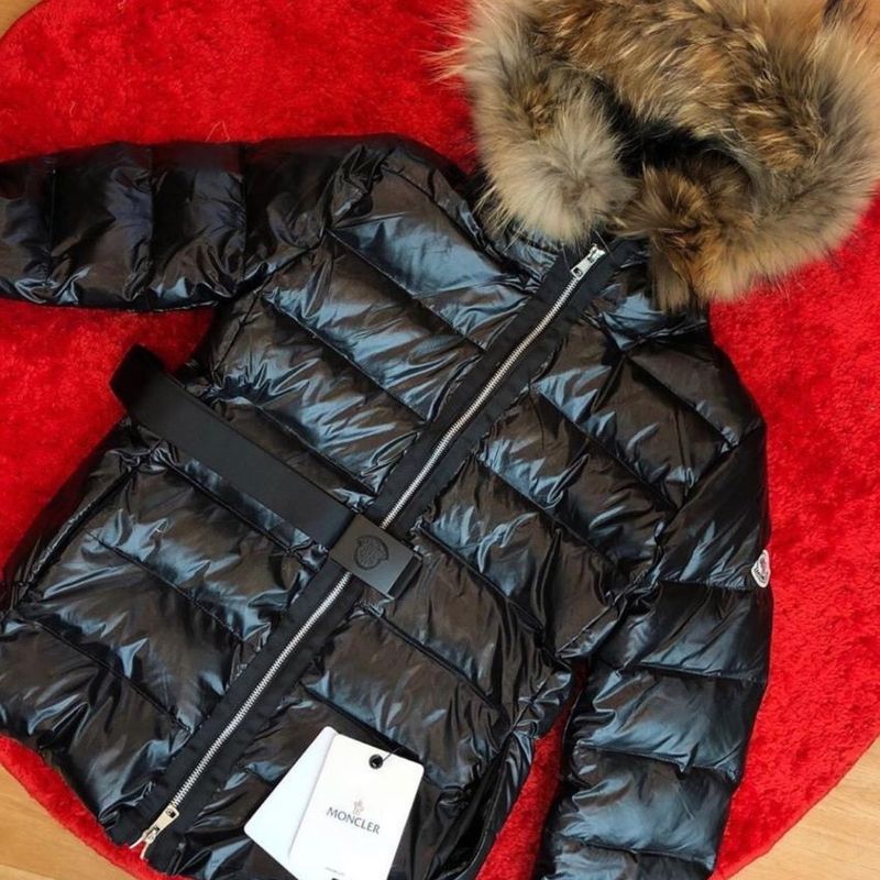 Jaqueta sales moncler usada