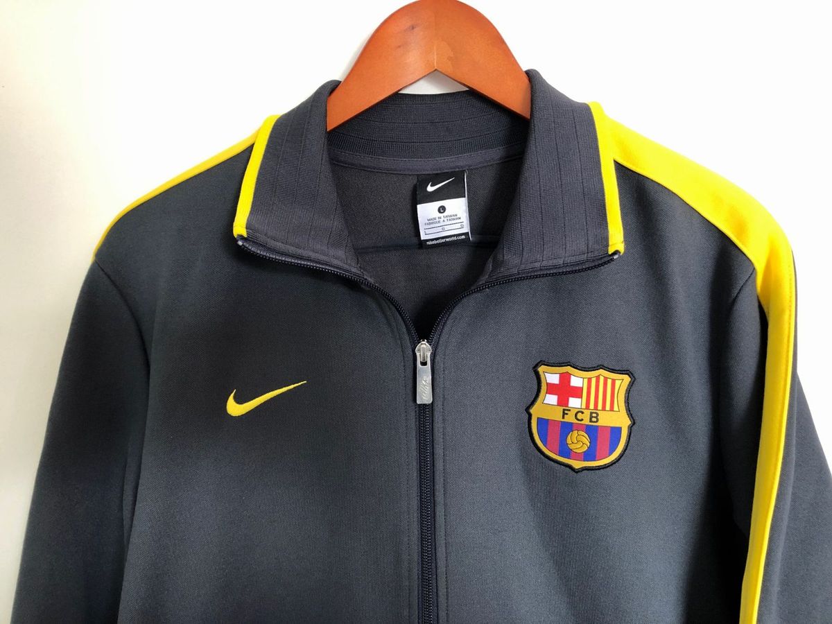 casaco barcelona nike