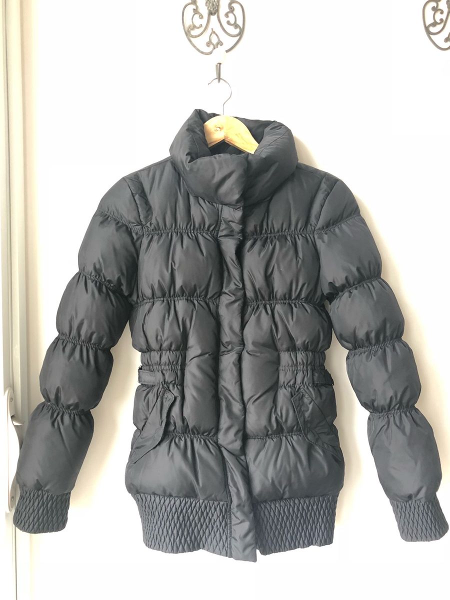 casaco nylon preto