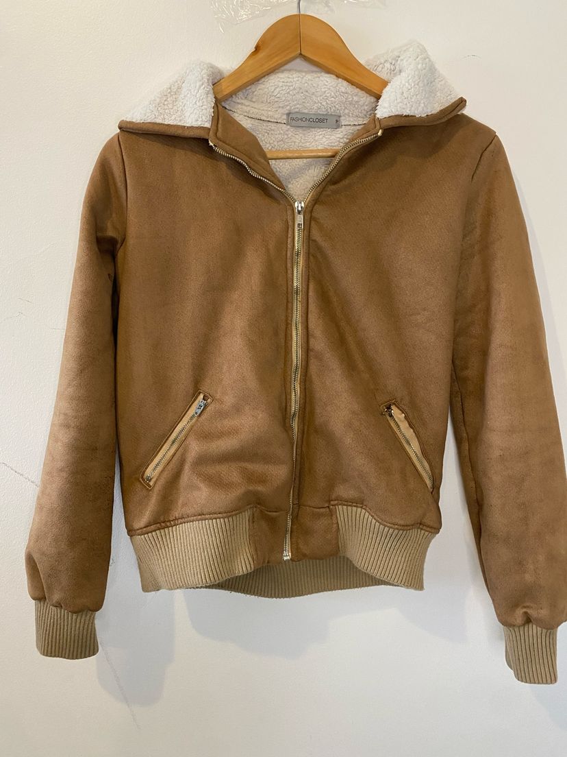 casaco peludo fashion closet - suéters & cardigans fashion closet