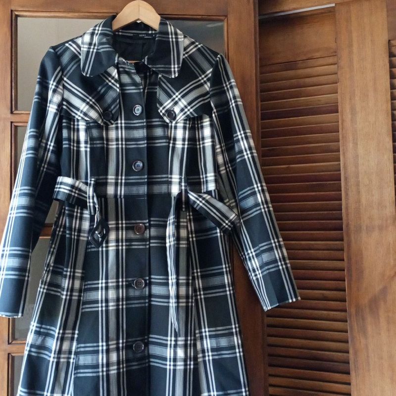 Casaco Sobretudo Xadrez Preto e Branco Seiki Collection Seiki