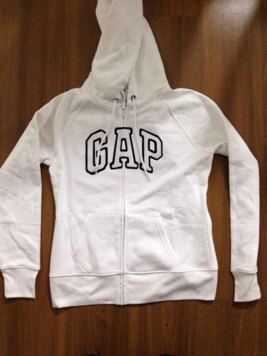 casaco gap branco feminino