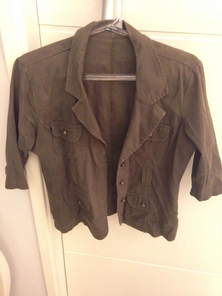 casaquinho verde militar