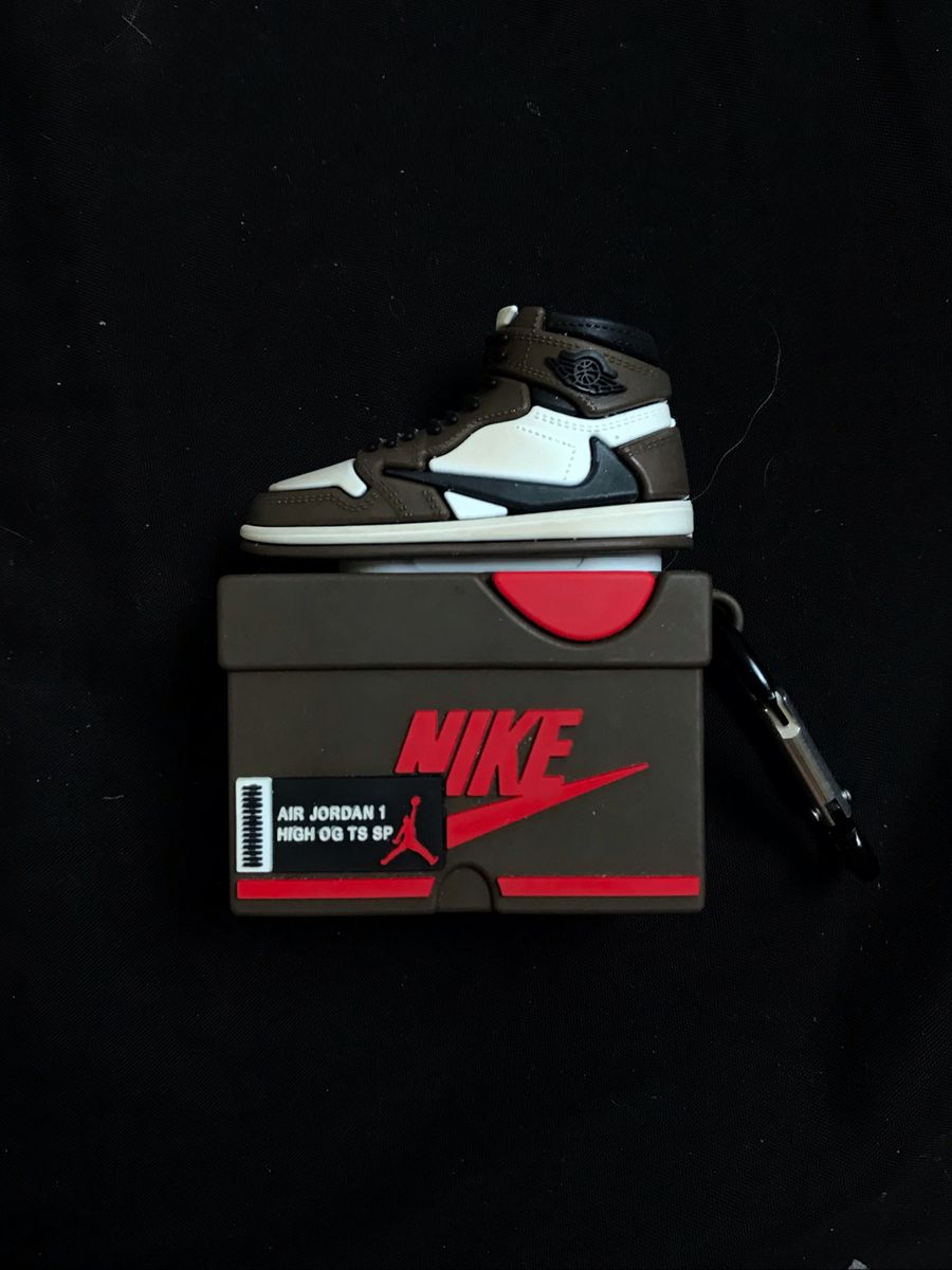 Case de Fone Air Jordan | Capinha Case Nunca Usado 67085741 | enjoei