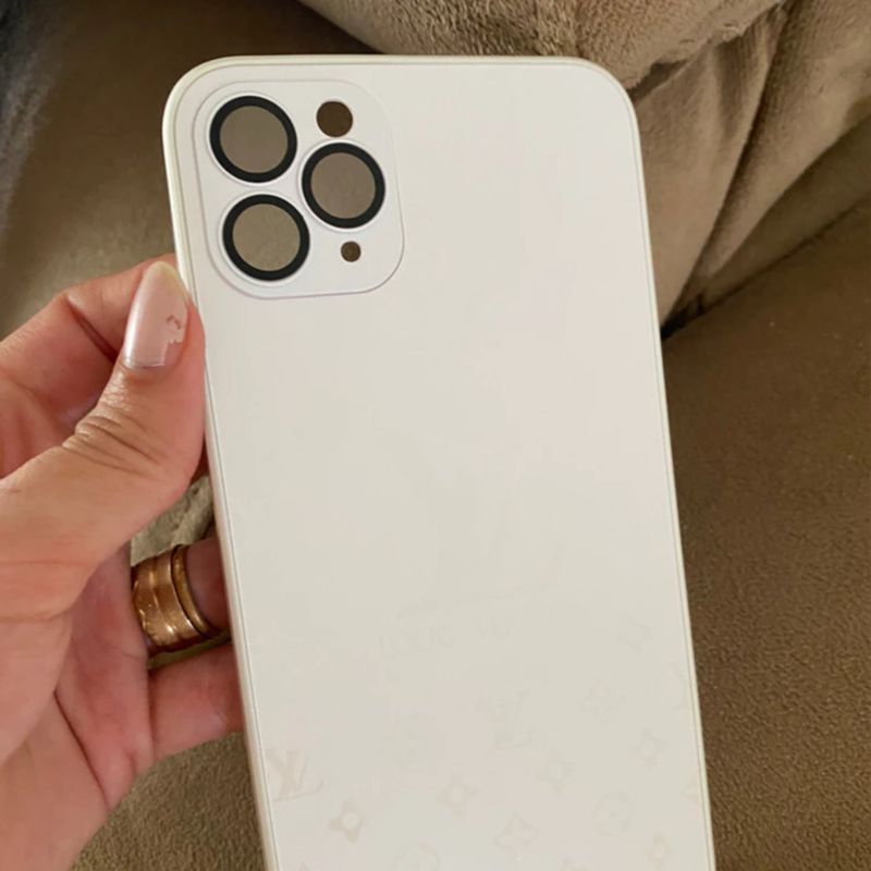 良品✨LOUIS VUITTON ルイヴィトンiPhone 12 Pro Max Case Iphone 12 Pro Max Branca Luxo Lv | Louis Vuitton Nunca Usado