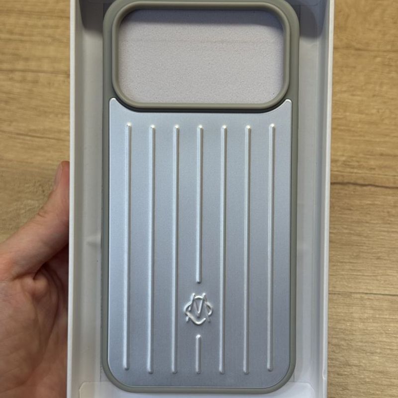 Case Rimowa Iphone 17 Pro Max | Rimowa Nunca Usado 130474211 | enjoei
