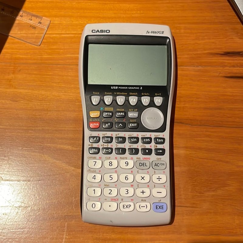 Calculadora Gráfica Casio Fx-9860gii | Item Info & Eletro Casio