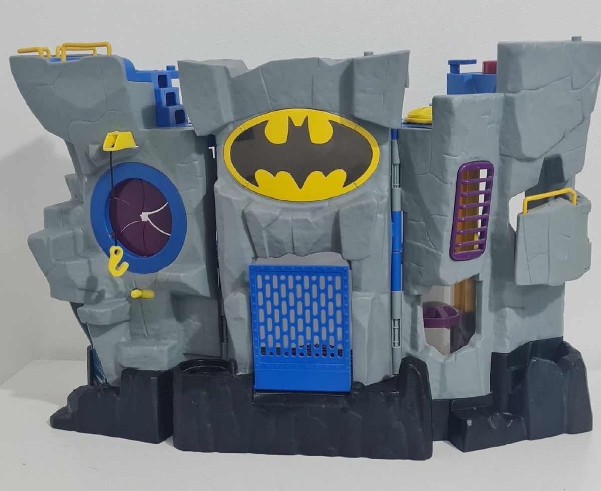 Caverna do Batman Batcaverna Imaginext- Fisher Price | Brinquedo ...