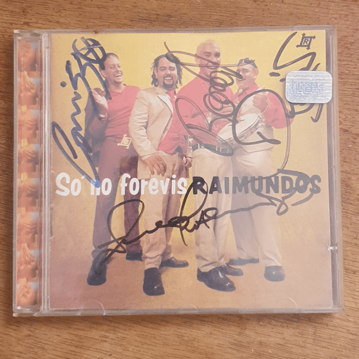 Cd Autografado Pela Banda Inteira Raimundos Só No Forevis | Item de ...