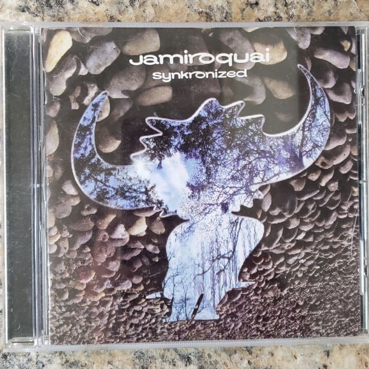 Cd Jamiroquai Synkronized | Item de Música Usado 86129456 | enjoei